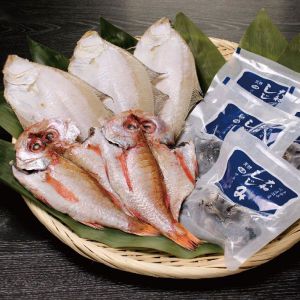 島根鷦鷯屋 一夜干しとしじみ詰合せAえてかれい3枚(山陰沖産)、のどぐろ2枚(山陰沖産)、大和しじみ60g(冷凍1人前)×4袋(宍道湖産、砂抜き済)【夏の贈りもの・お中元】【NN】